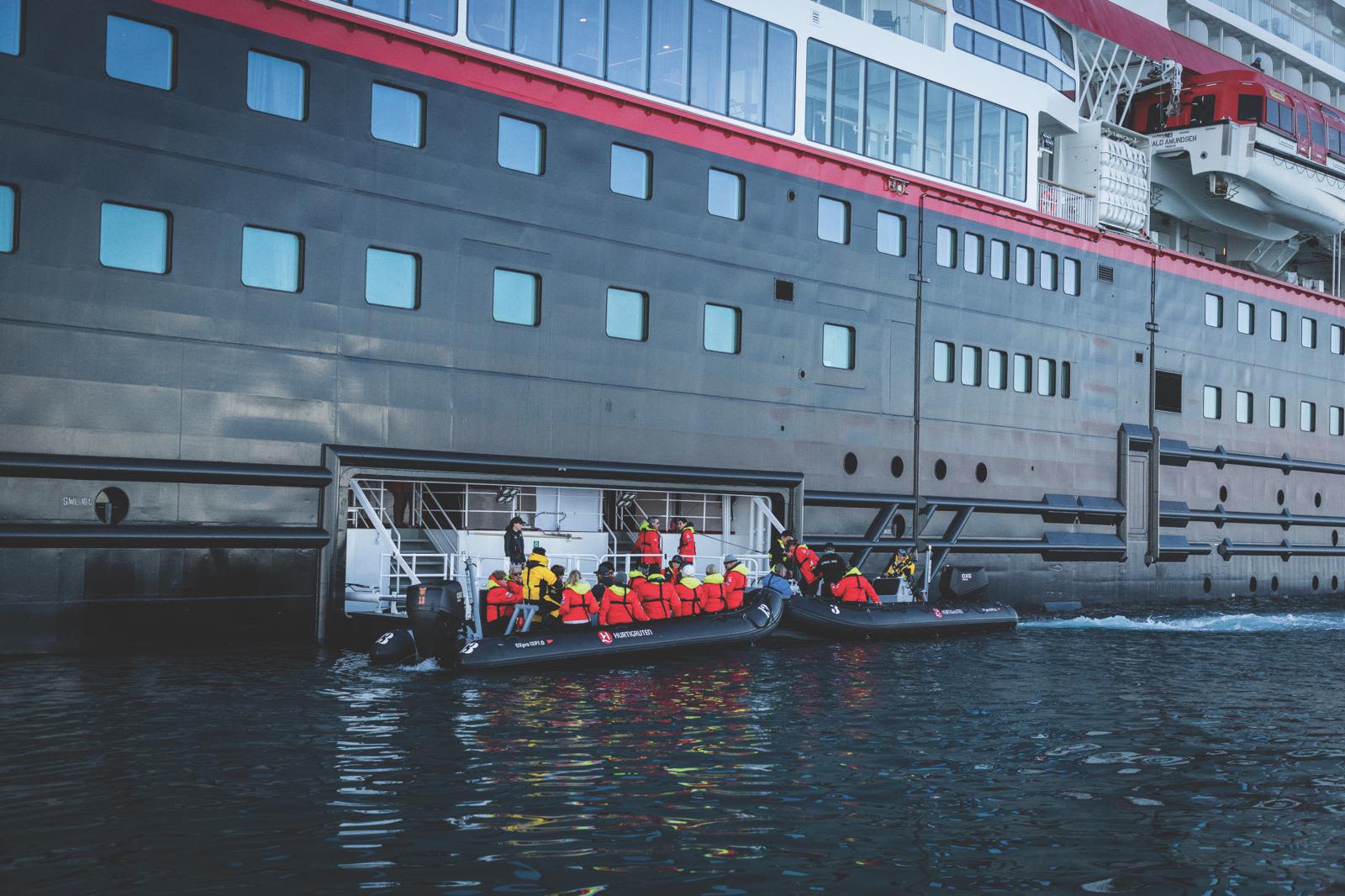 Hurtigruten MS Roald Amundsen – expedition launch pad 