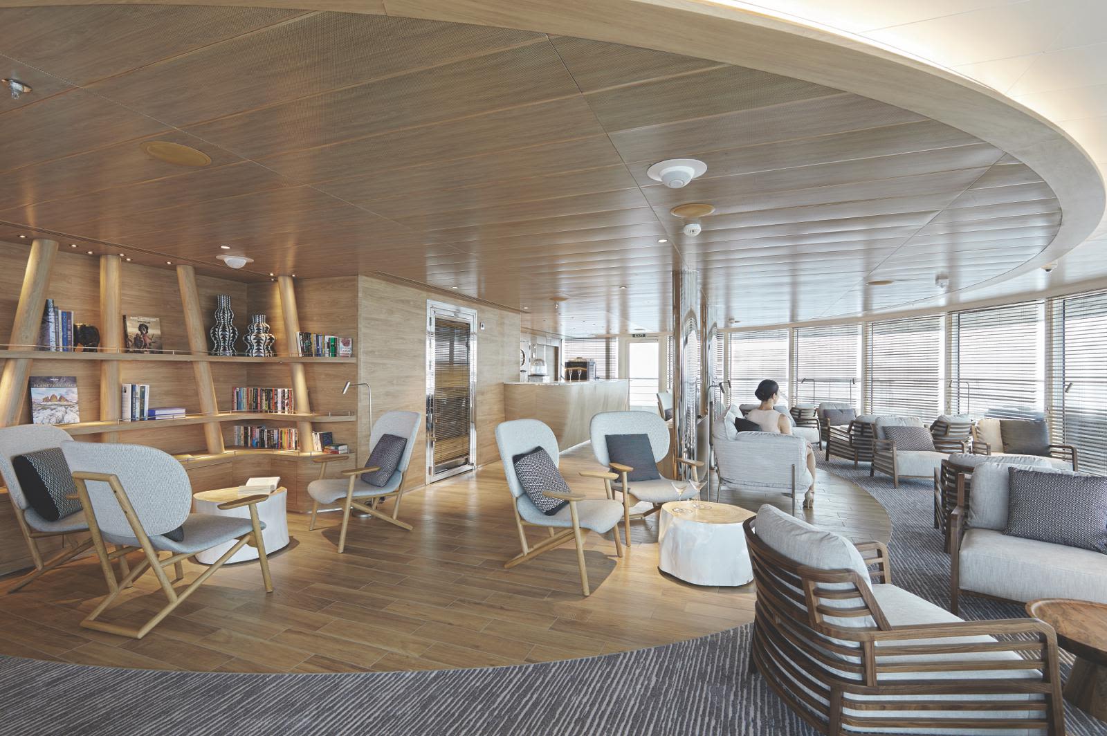 PONANT Le Laperouse observatory